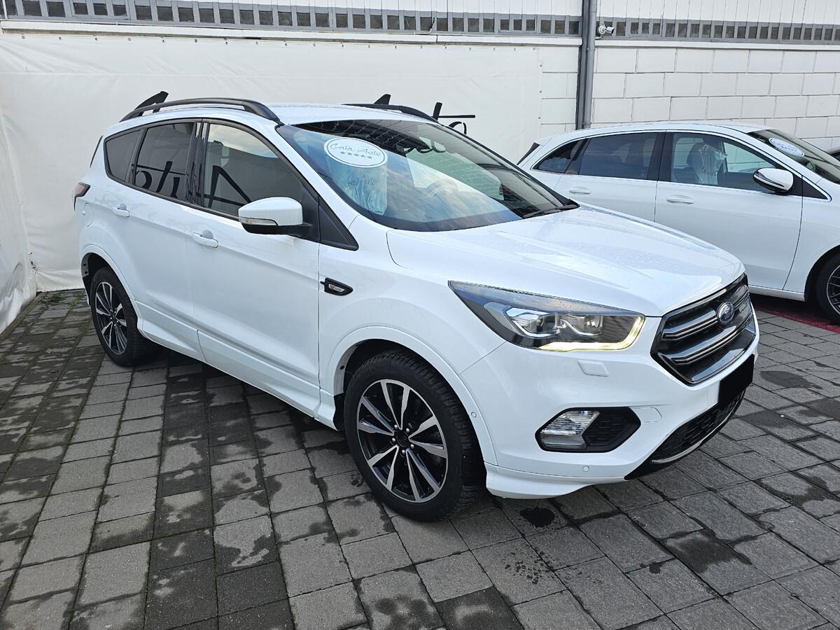 Ford Kuga 1.5 TDCI 120 CV S&S 2WD ST-Line