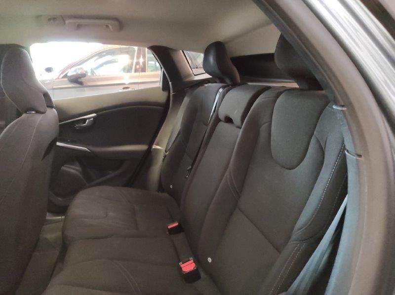 VOLVO V40 (2012-2020) - V40 D2 Geartronic Business