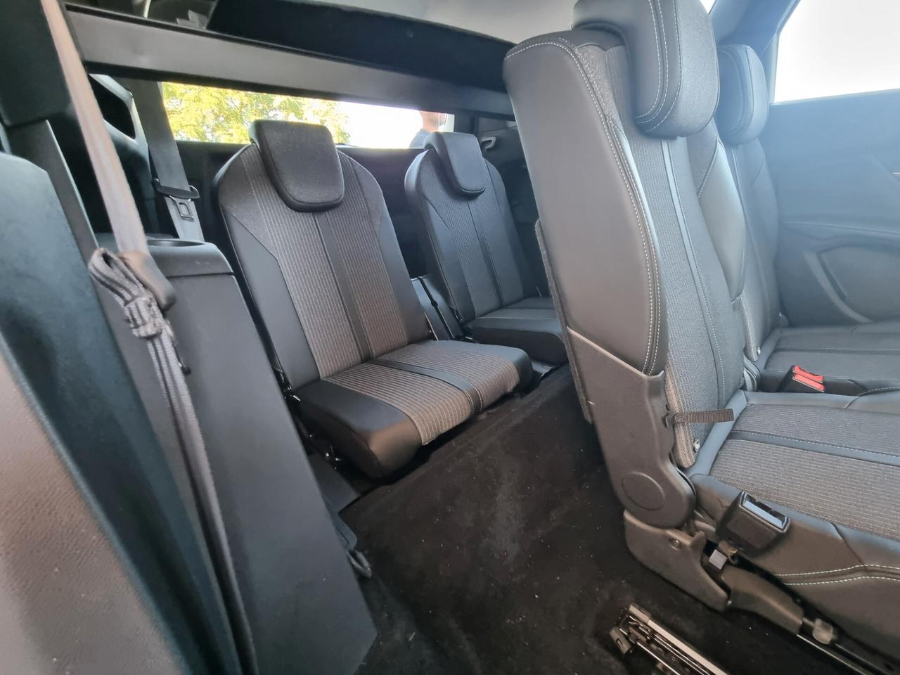 Peugeot 5008 BlueHDi 130 S&S Allure