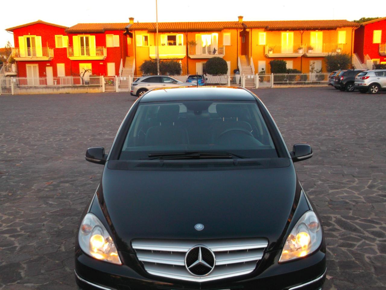 Mercedes B 180 CDI Automatic Full 2011