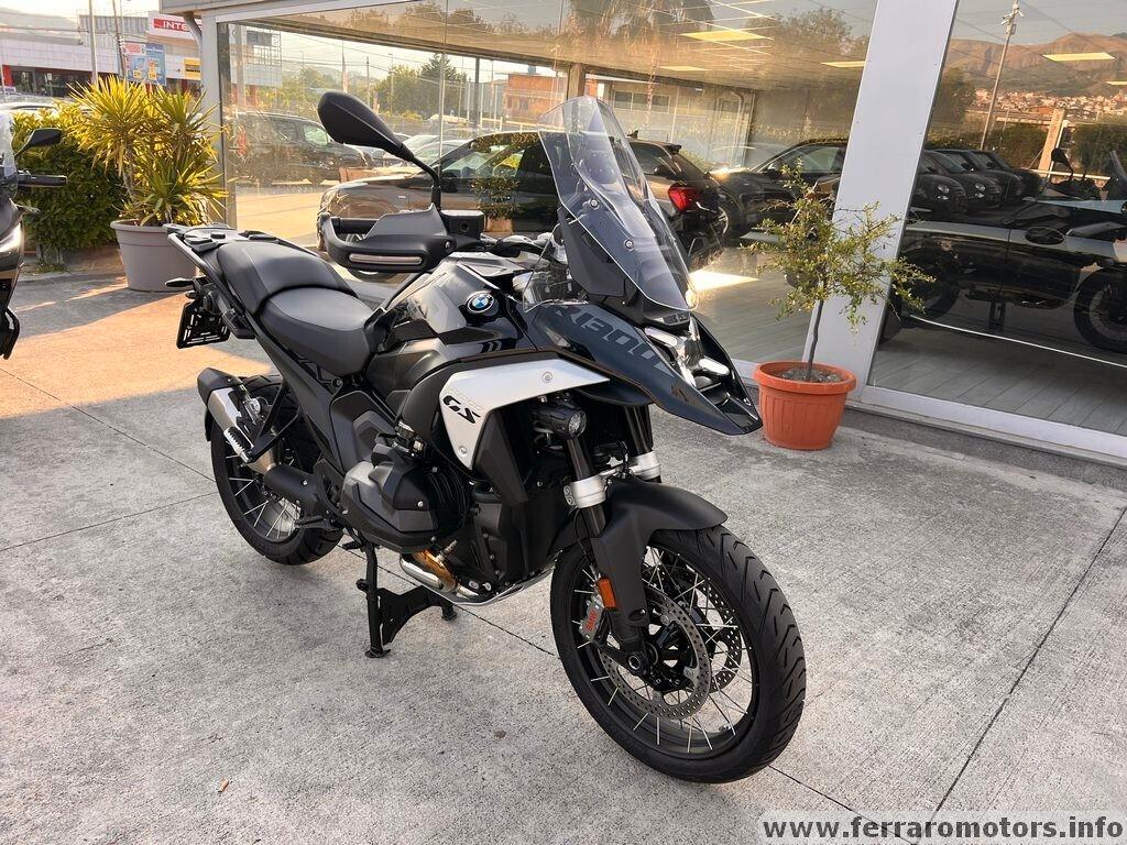 Bmw R 1300 GS tripleblack a 239 euro al mese senza anticipo