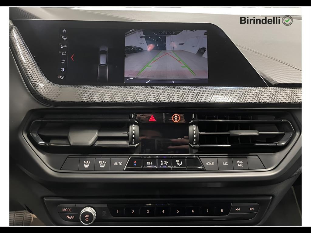 BMW Serie 1 (F40) - 116d 5p. Sport