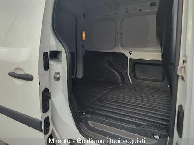 Nissan NV250 1.5 dCi 115CV PC-TN Van