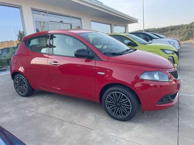 Lancia Ypsilon Ypsilon 1.0 firefly hybrid Gold