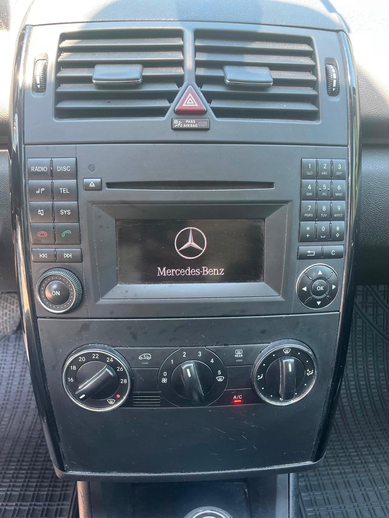 Mercedes-benz A 160 180 AUTOMATIC Premium