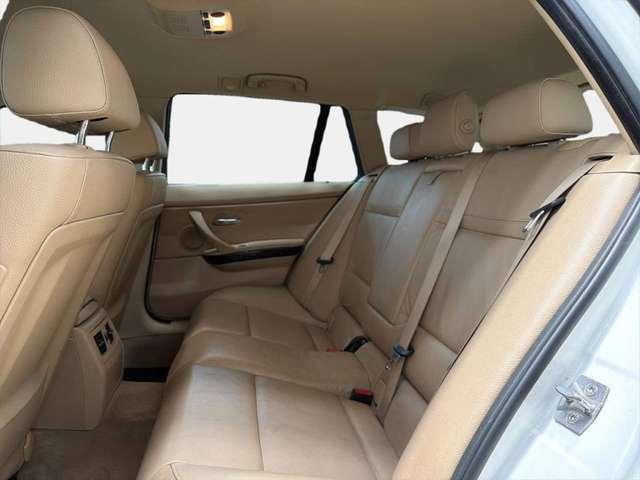 BMW 320 d cat xDrive Touring Futura