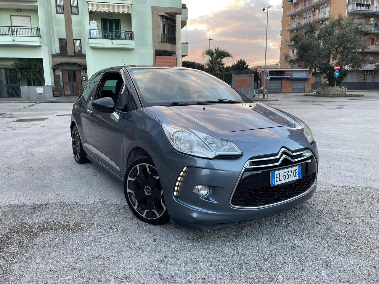 DS3 SuperFull 1.6 e-HDi Just Black SuperFull Perfett