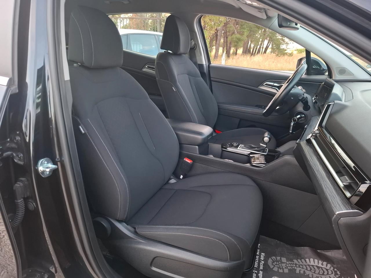 Kia Sportage 1.6 CRDI-136cv*B-LED*NAVY*VIRTUAL