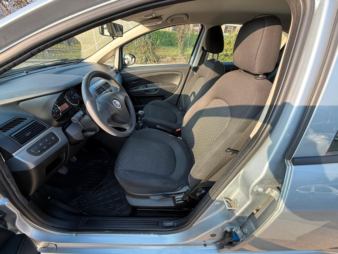 Fiat Grande Punto UNICO-PR. 1.2 65cv 71.000 KM