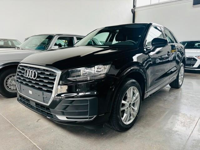 Audi Q2 30 TFSI Business, PERMUTABILE