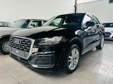 Audi Q2 30 TFSI Business, PERMUTABILE