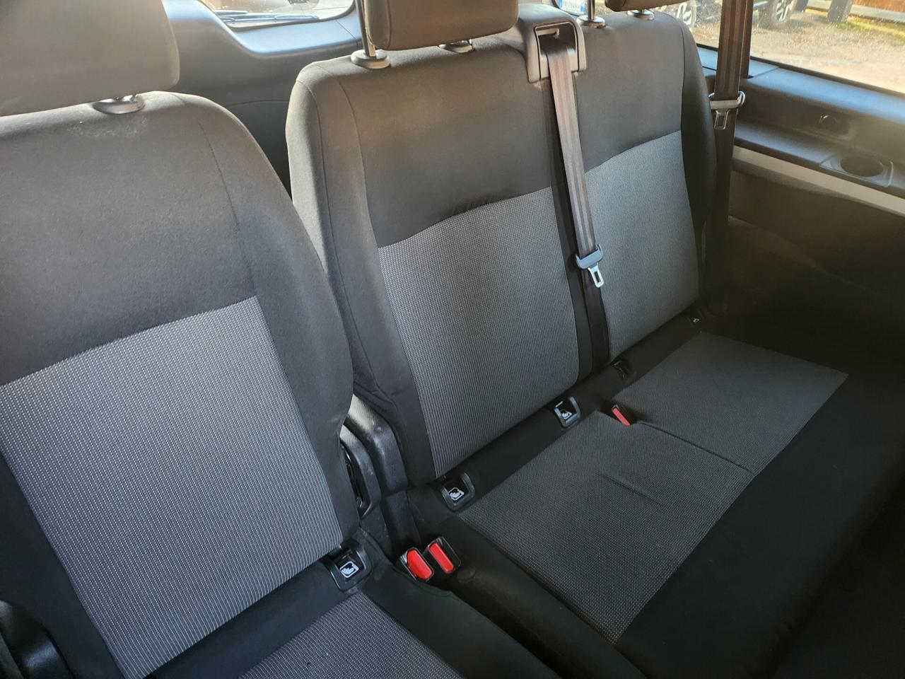 Opel Zafira Life LUNGA Busines Edition 2.0tdi 145cv AUTOMATICO