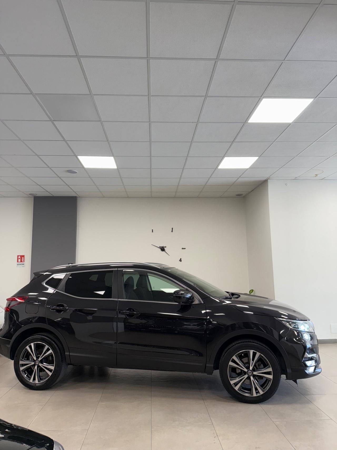 Nissan Qashqai 1.5 dCi N-Connecta