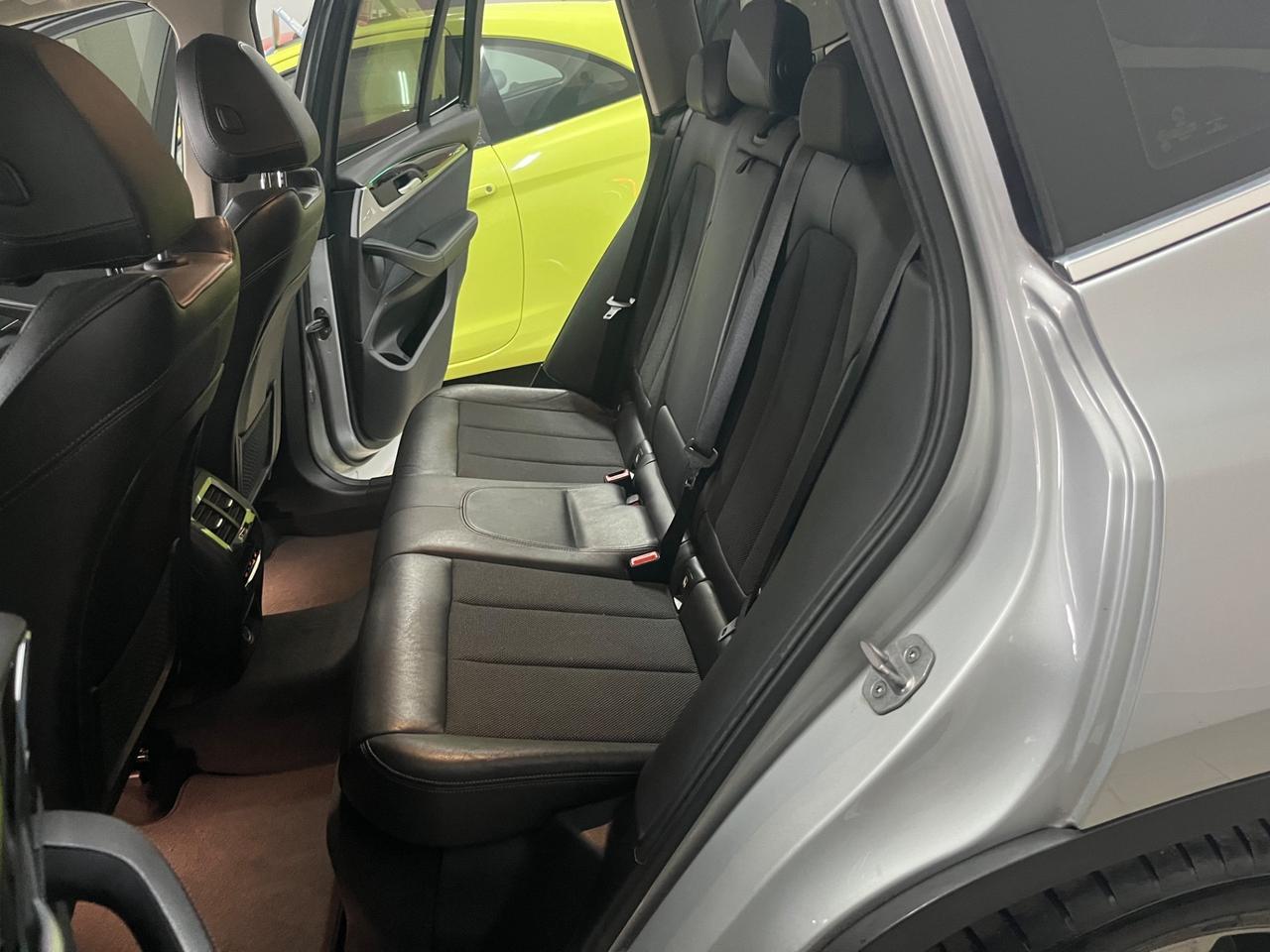 Bmw X3 xDrive20d Luxury full