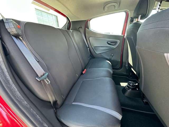 Lancia Ypsilon 1.3 MJT 95cv 5 porte Gold