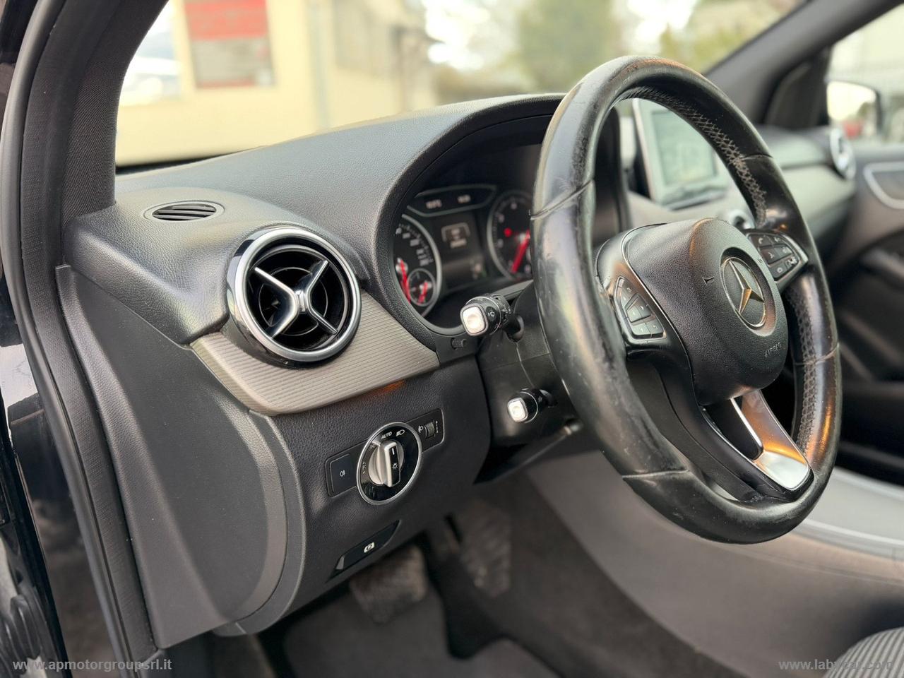 MERCEDES-BENZ B 180 CDI Automatic Premium