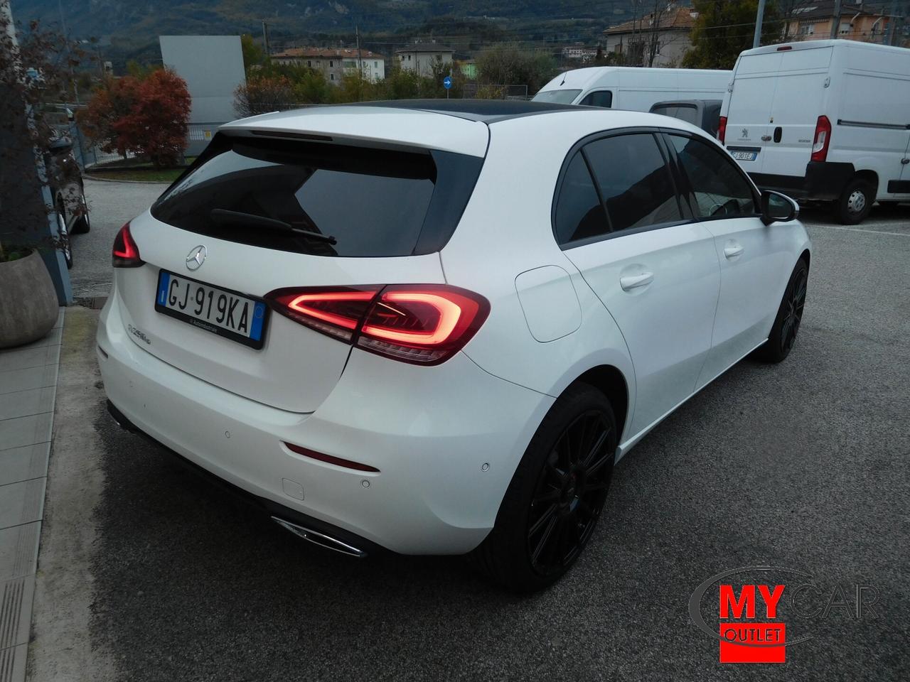 Mercedes-benz A 250 e Automatic Plug-in Hybrid Premium Sport 160/218cv