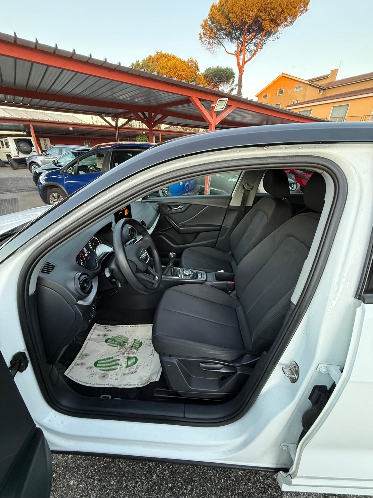 Q2 1.4 TFSI 150cv -S-line-unipro-rate-garanzia