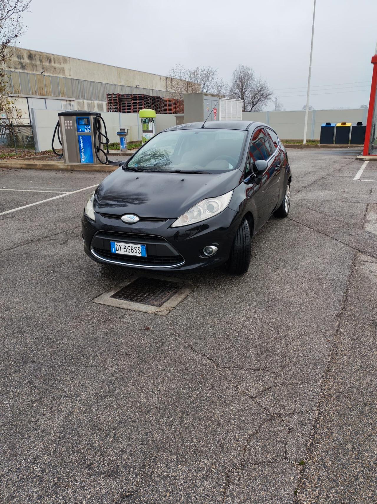 Ford Fiesta 1.2 82CV 3 porte Titanium