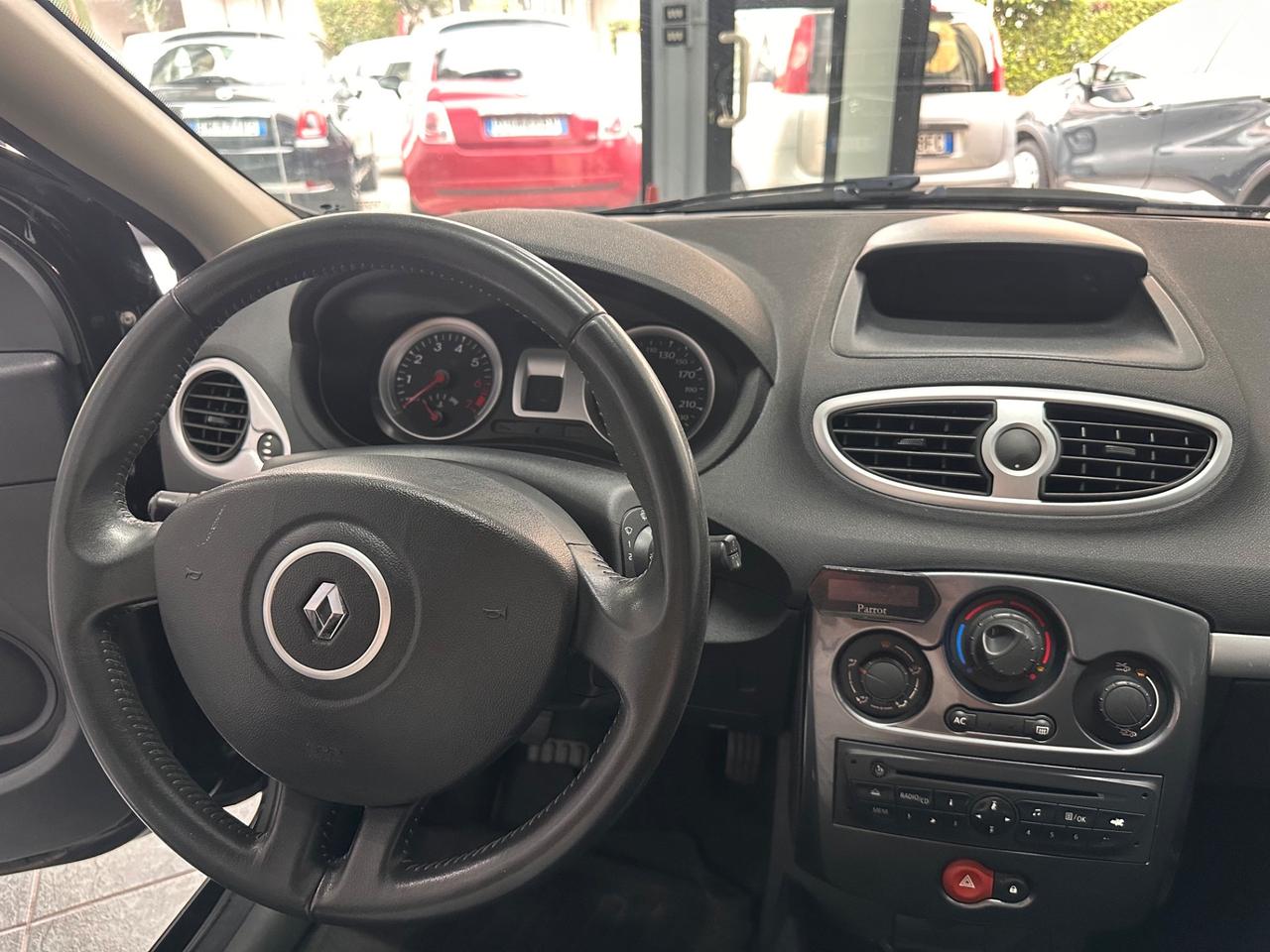 Renault Clio 1.2 16V 5 porte GPL Dynamique