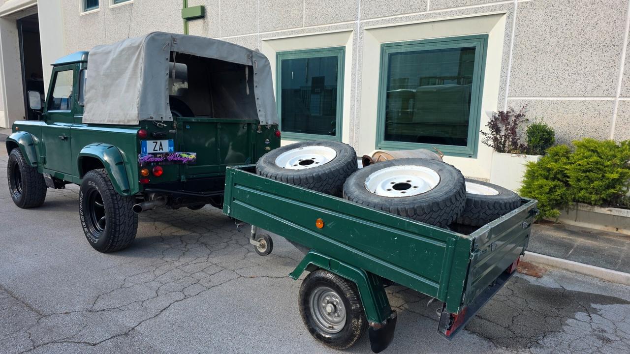Land Rover Defender td5 pick up preparato omologato