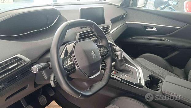 PEUGEOT 3008 1.2 VTI 130 CV GT-Line Terrain Resp