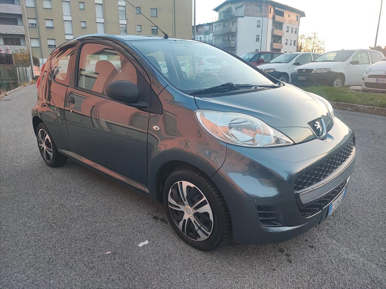Peugeot 107 1.0 68CV 3p. Access
