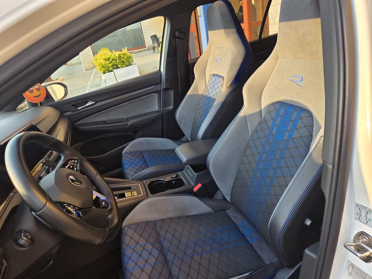 Volkswagen Golf GTI 2.0 TSI DSG 4Motion R