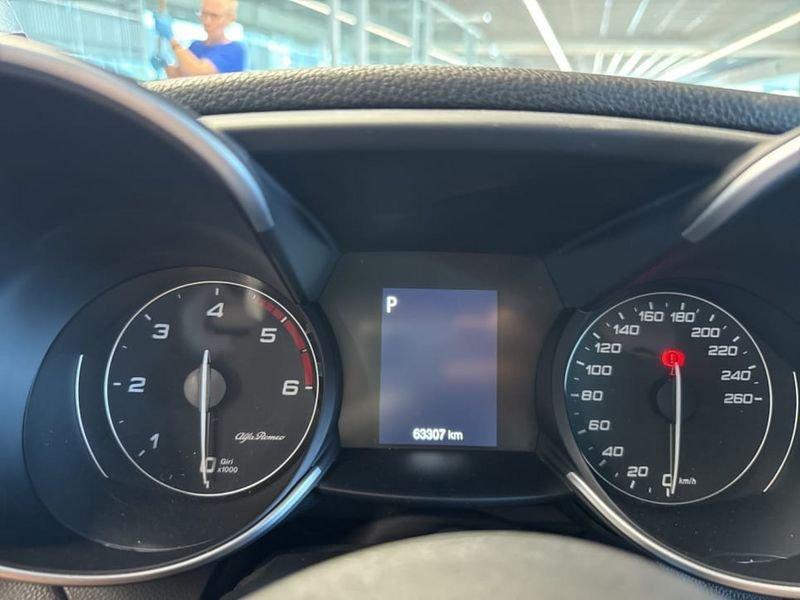 Alfa Romeo Giulia 2.2 T BUSINESS 150CV AUTO