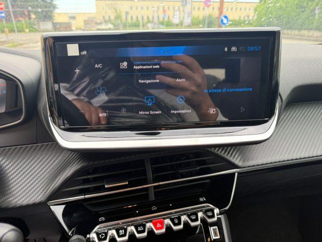 PEUGEOT 208 Hybrid 110 e-DCS6 Allure+Vision & Navigation Pack