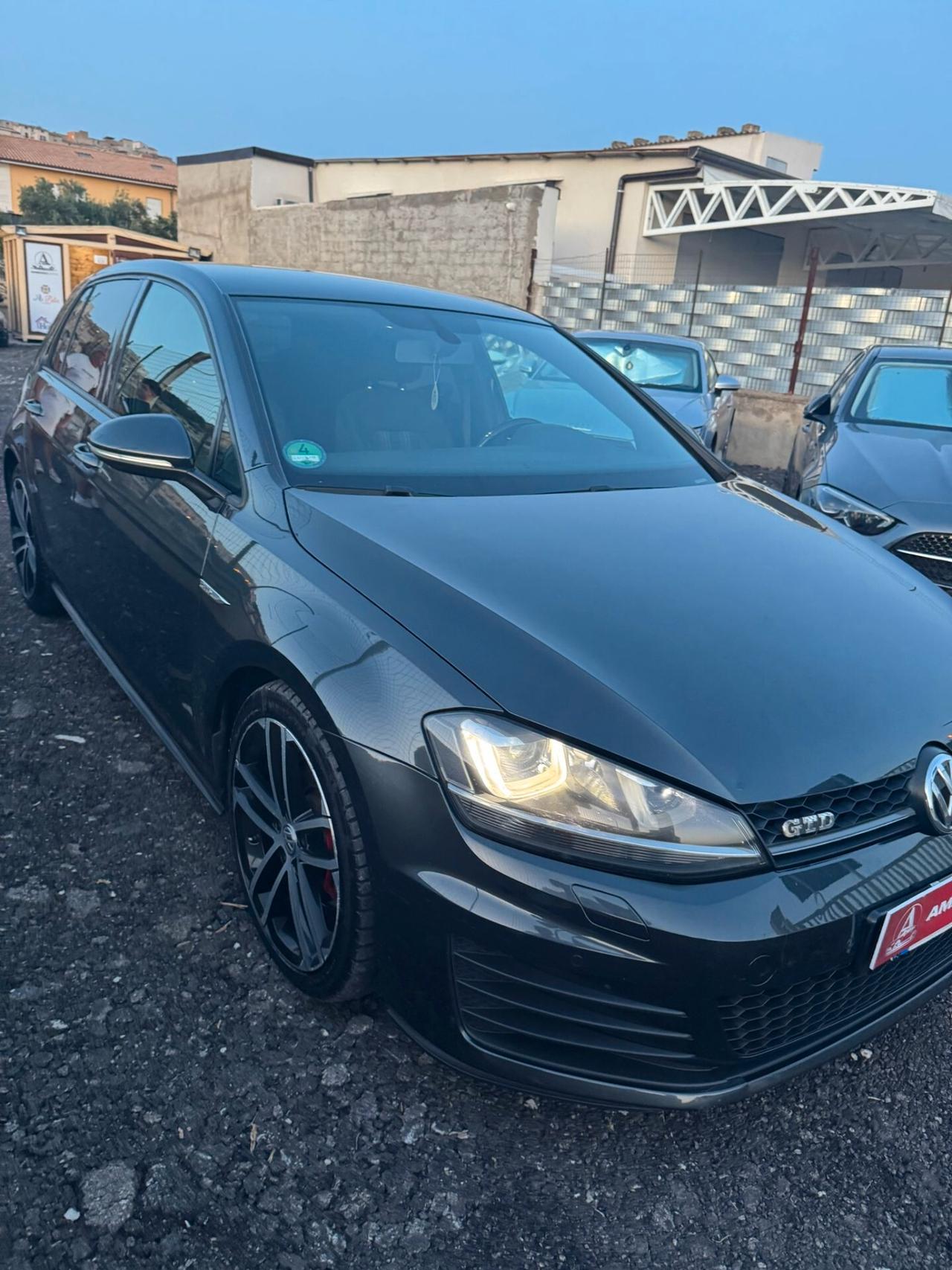 Volkswagen Golf GTD 2.0 TDI DSG 5p. BlueMotion Technology