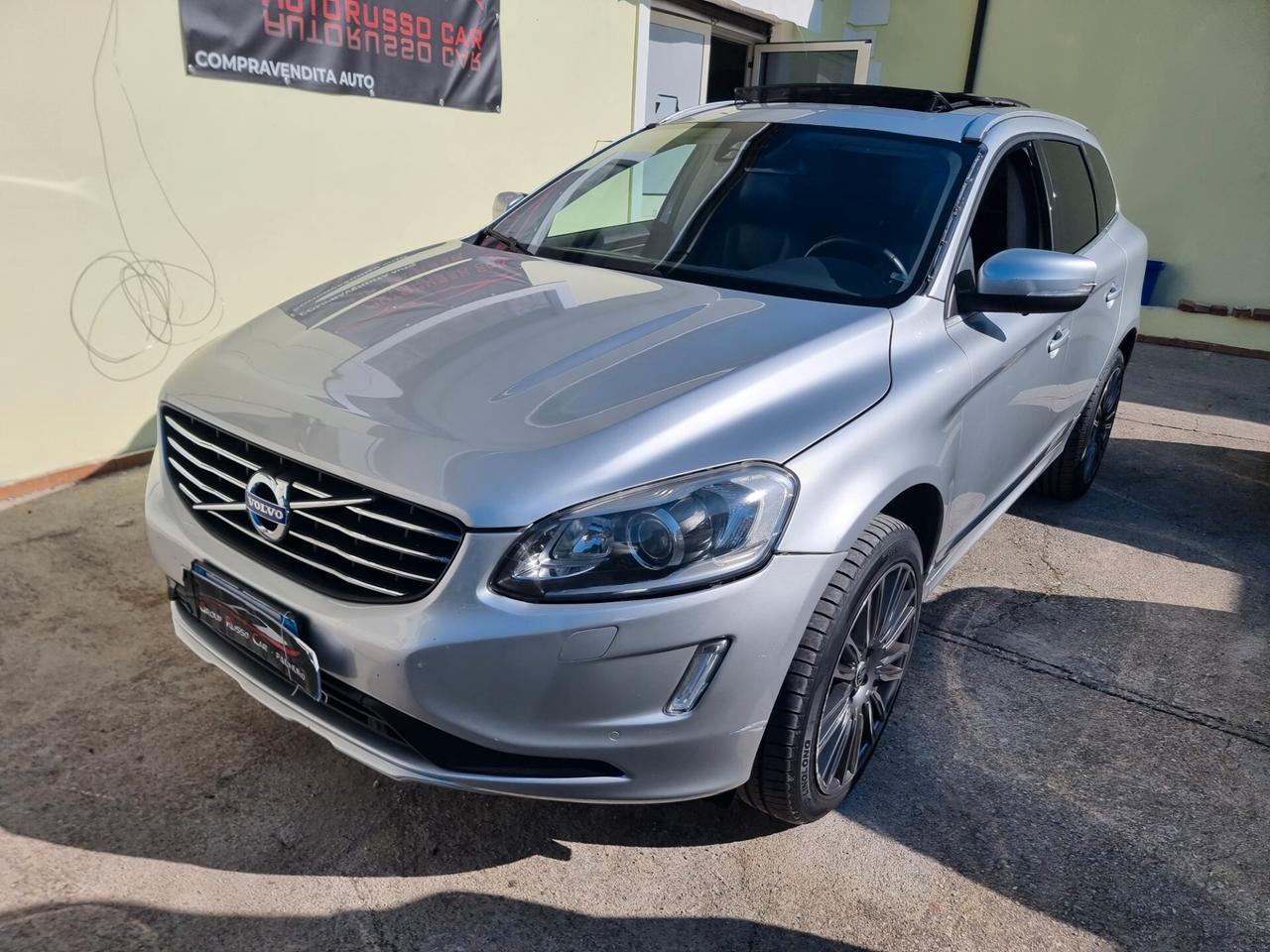 Volvo XC 60 XC60 D5 AWD Momentum