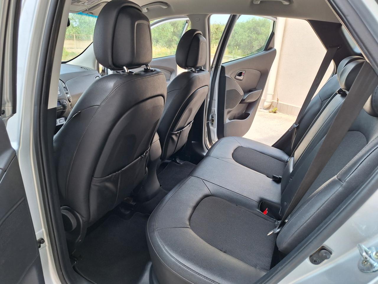 Hyundai iX35 1.7 CRDi 2WD Xpossible NAVI CAMERA 2015