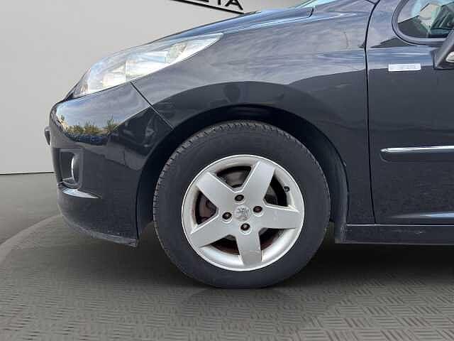 Peugeot 207 1.4 HDi 70CV FAP 5p. X Line