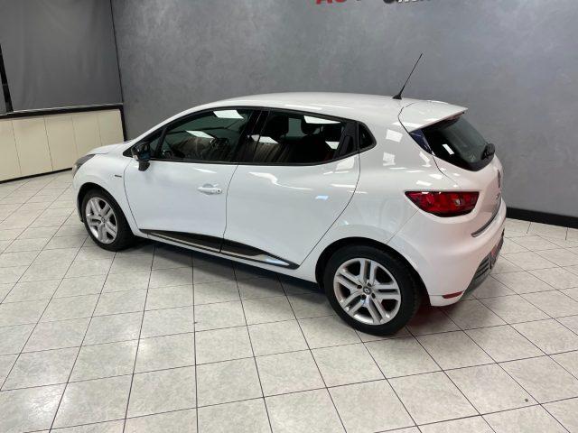 RENAULT Clio 1.2 75CV 5 porte Limited-IDEALE PER NEOPATENTATI