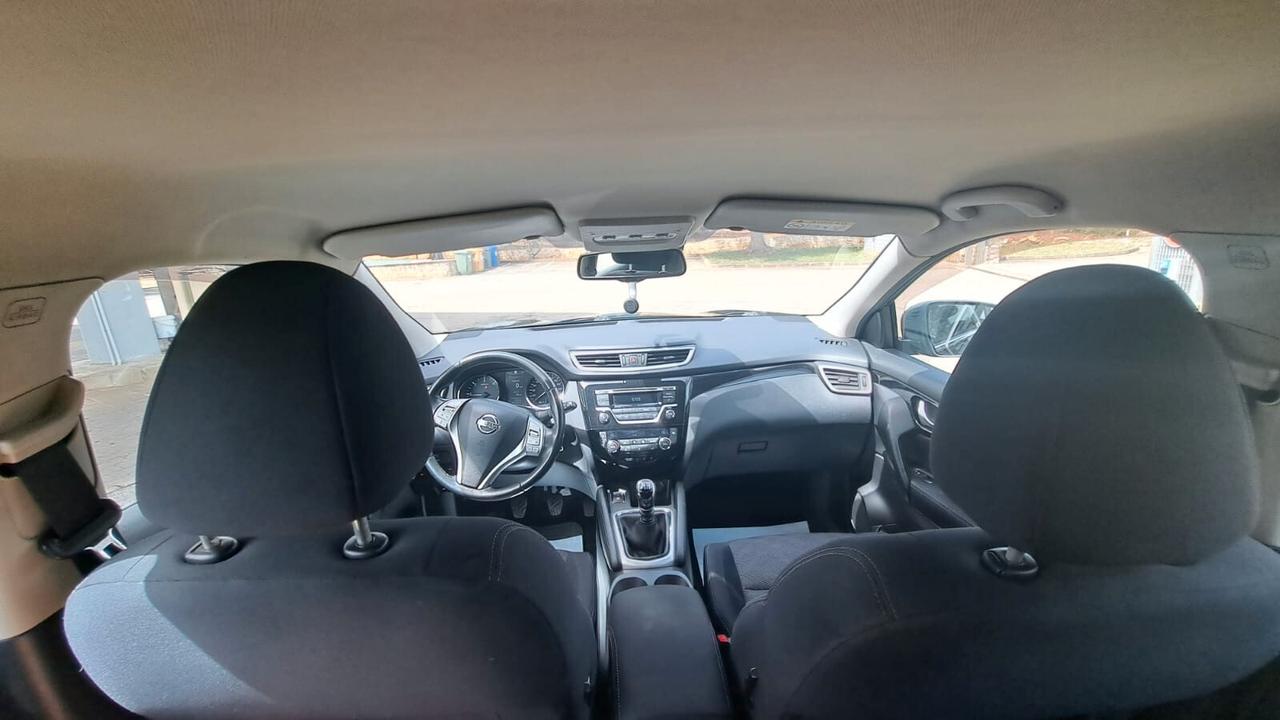 Nissan Qashqai 1.5 dCi Visia