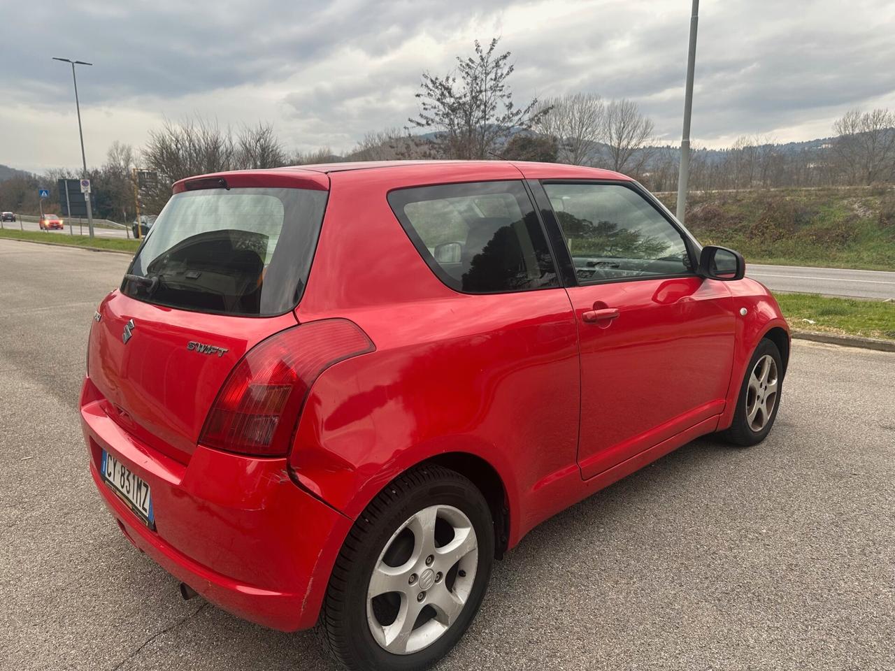 Suzuki Swift 1.3 3p. GL ok neo patentati