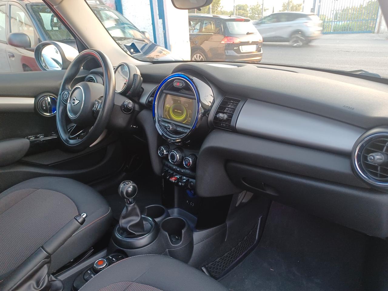 Mini 1.2 Benzina 5 porte Tetto PDC 2015