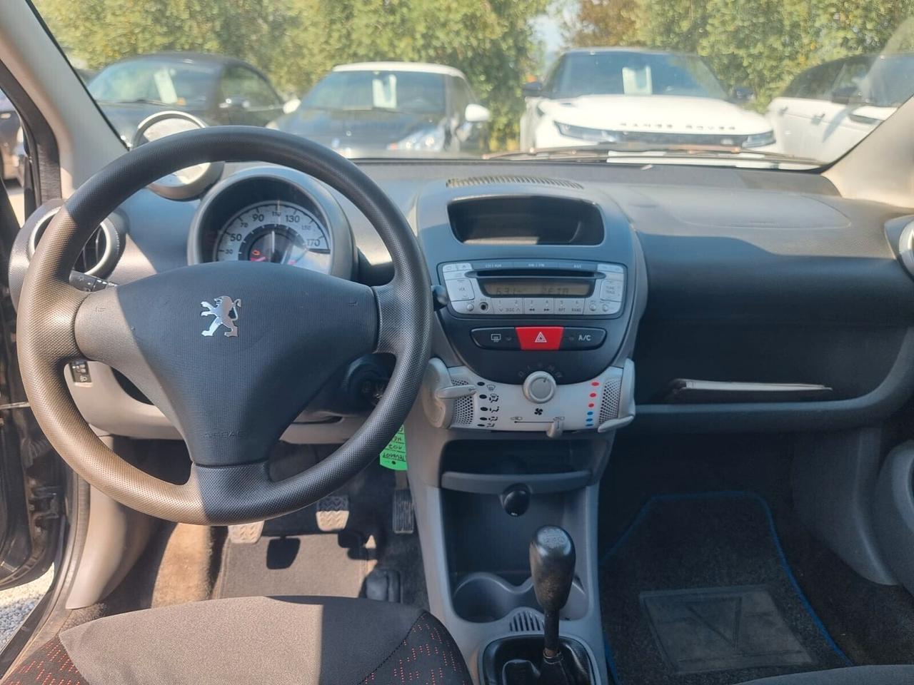 Peugeot 107 1.0 68CV 5p. Sweet Years NEOPATENTATI