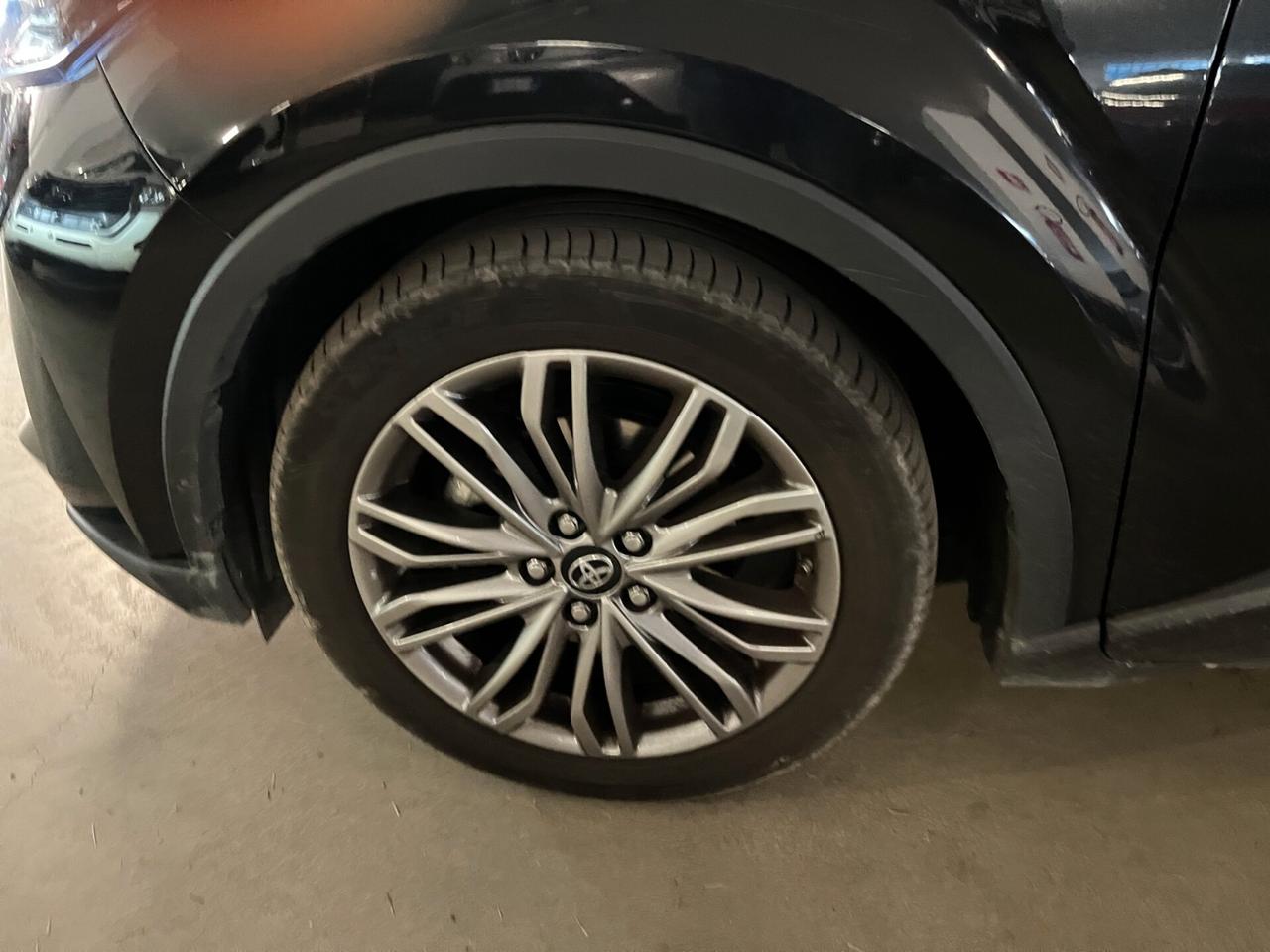 Toyota C-HR 1.8 Hybrid E-CVT Lounge 122cv