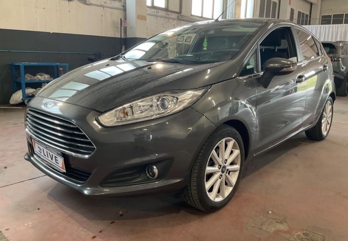 Ford Fiesta 1.5 TDCi 75CV 5 porte Titanium