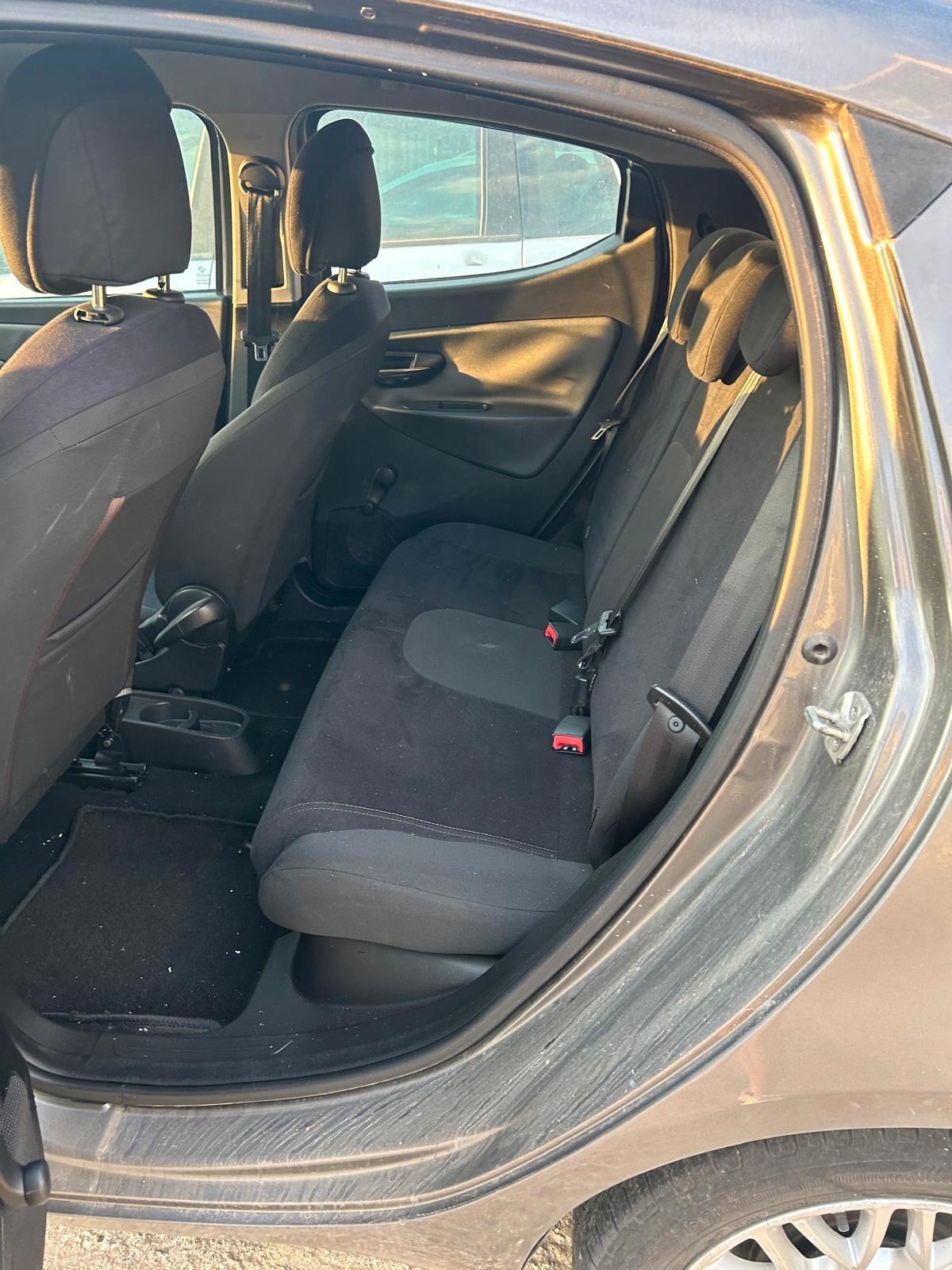 Lancia Ypsilon 1.2 69 CV 5 porte GPL Ecochic Gold