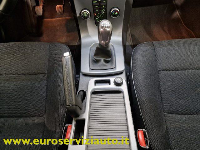 VOLVO V50 D2 POLAR