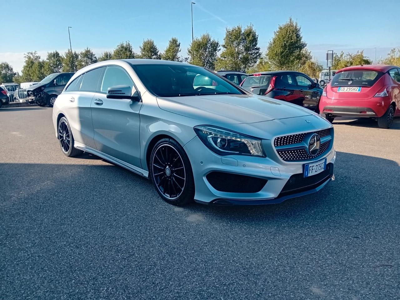 Mercedes-Benz CLA 220 Shooting Brake d Premium Dark Night auto E6