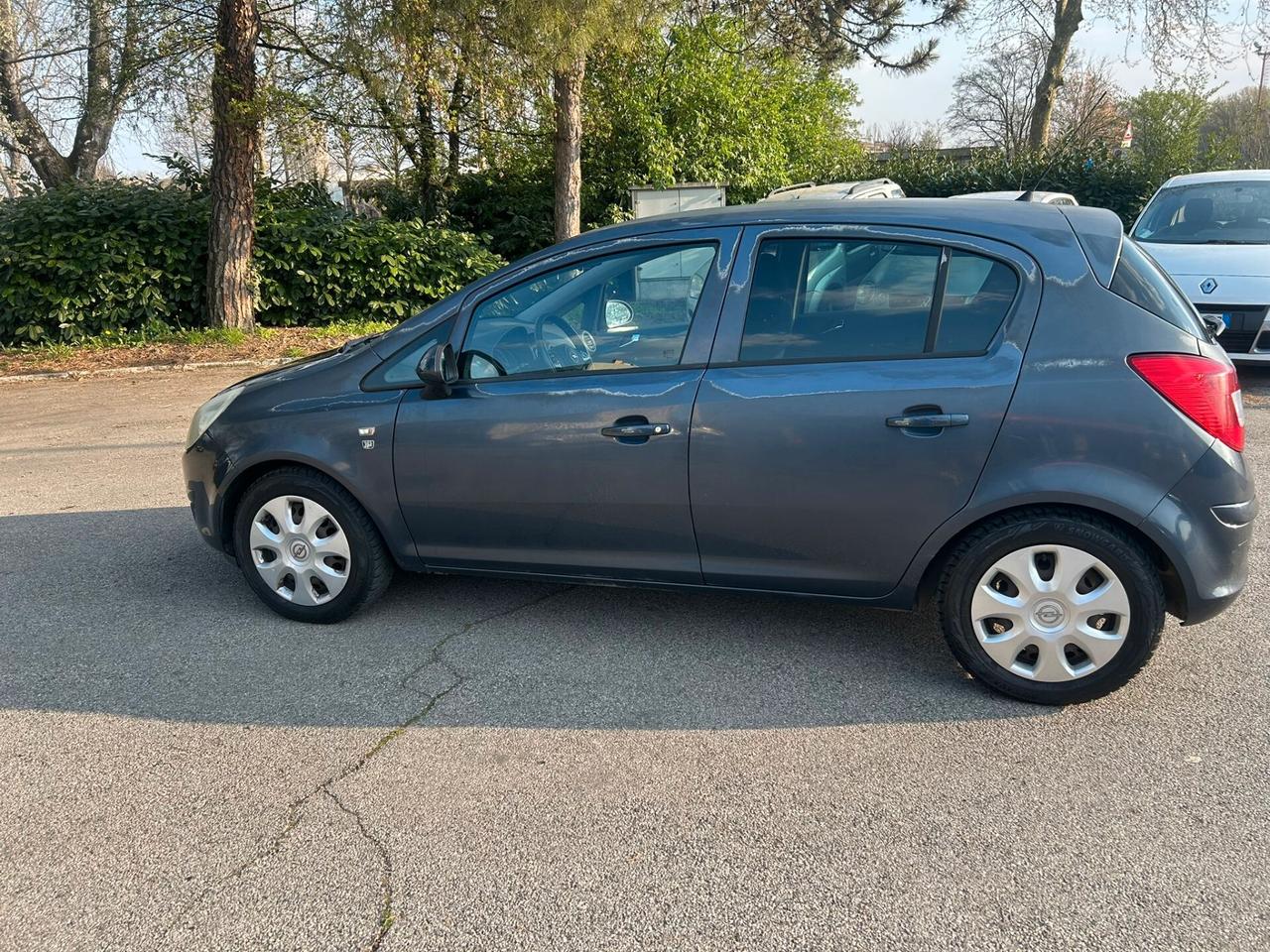 Opel Corsa 1.2 cc benzina GPL full optional anno 2011