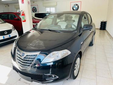 Lancia Ypsilon 1.2 69 CV 5 porte Gold