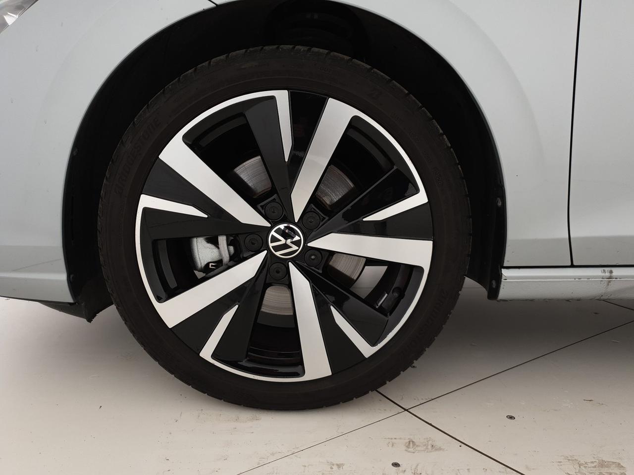 Volkswagen Golf variant 2.0 tdi life 150cv dsg