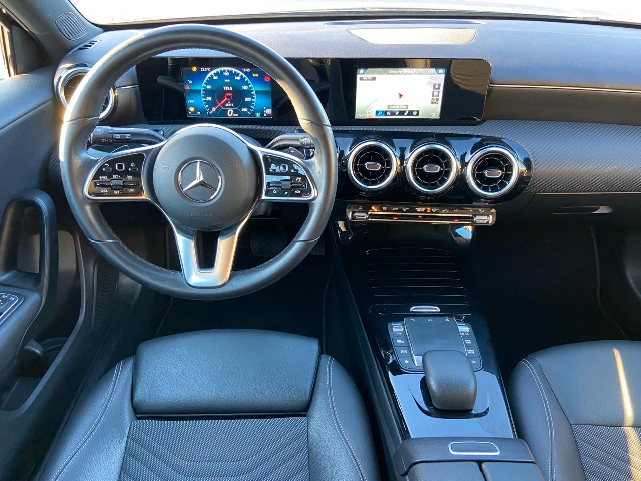 Mercedes-Benz A 180d Automatic Business