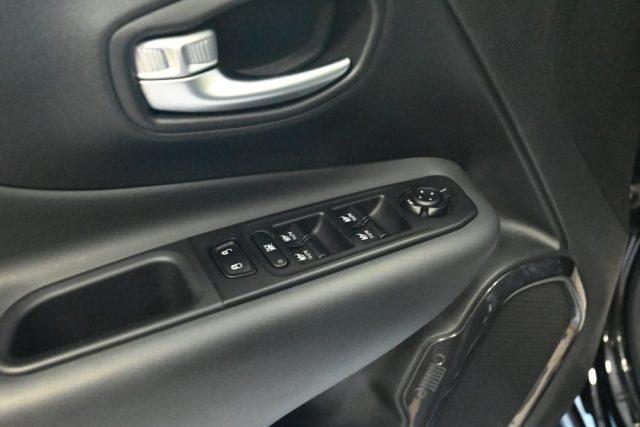 JEEP Renegade 1.3 T4 4Xe PLUG-IN HYBRID S AUT.4X4NAVI RADAR FULL