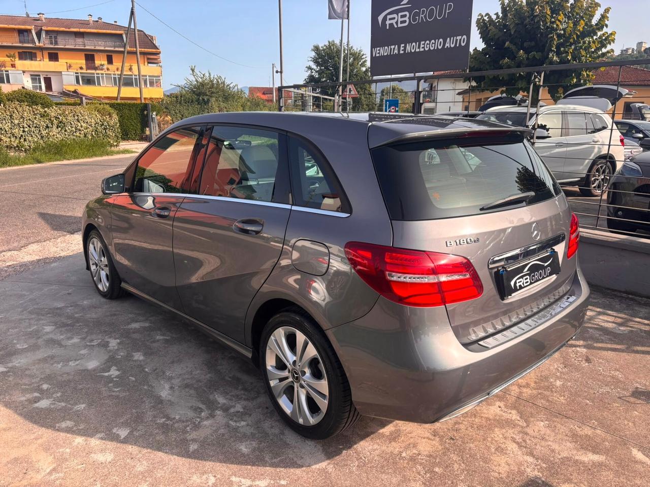 Mercedes-benz B 180 d Premium